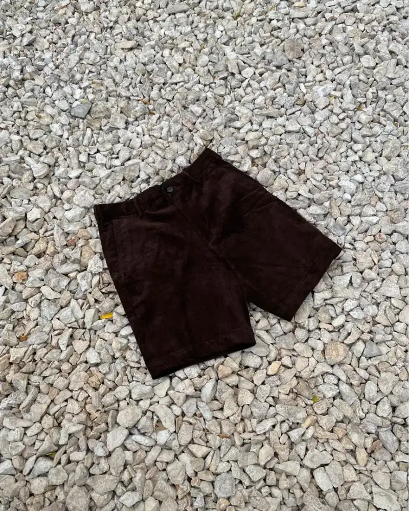 Uniqlo Corduroy Short Pants - size 30 (Celana Second/bekas Brand)