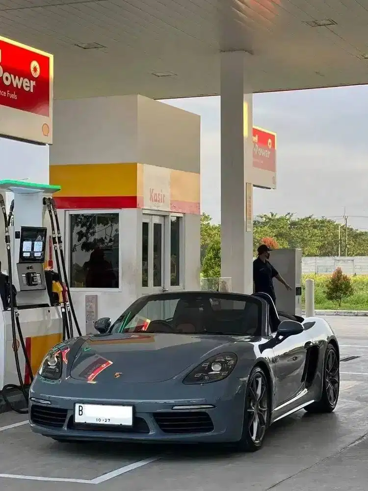 porsche 718 (2016)