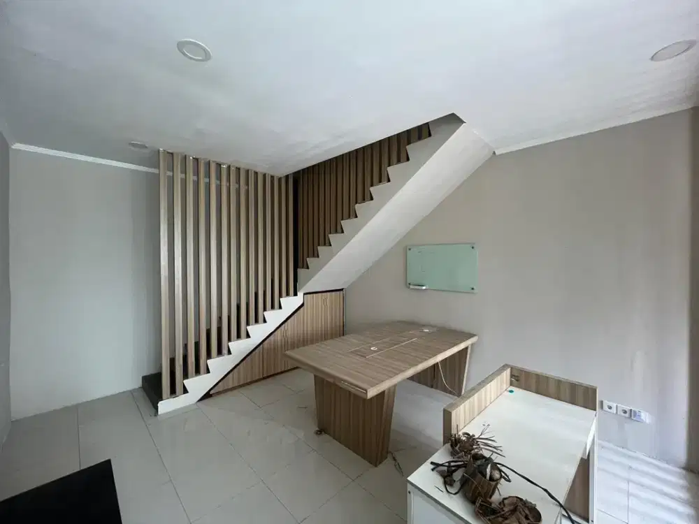 Disewakan Kantor Siap Pakai Furnished di Dewi Sri, Legian - Kuta
