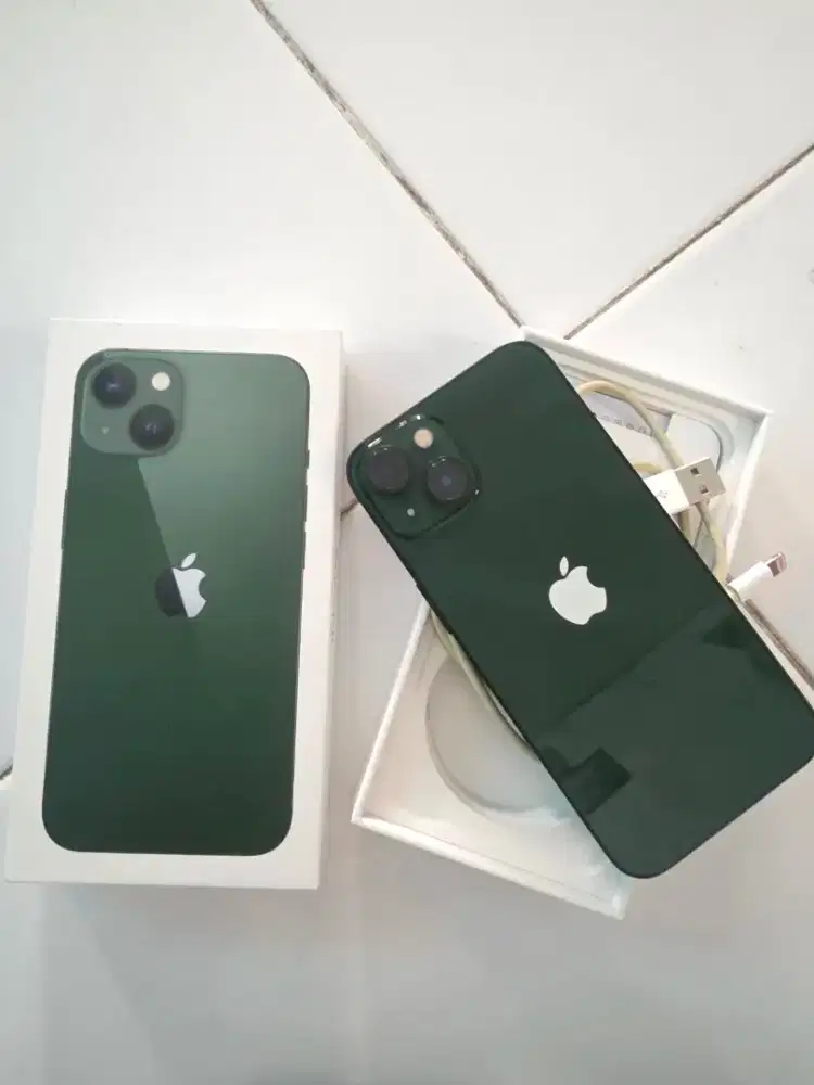 Di jual iphone 13 256 gb