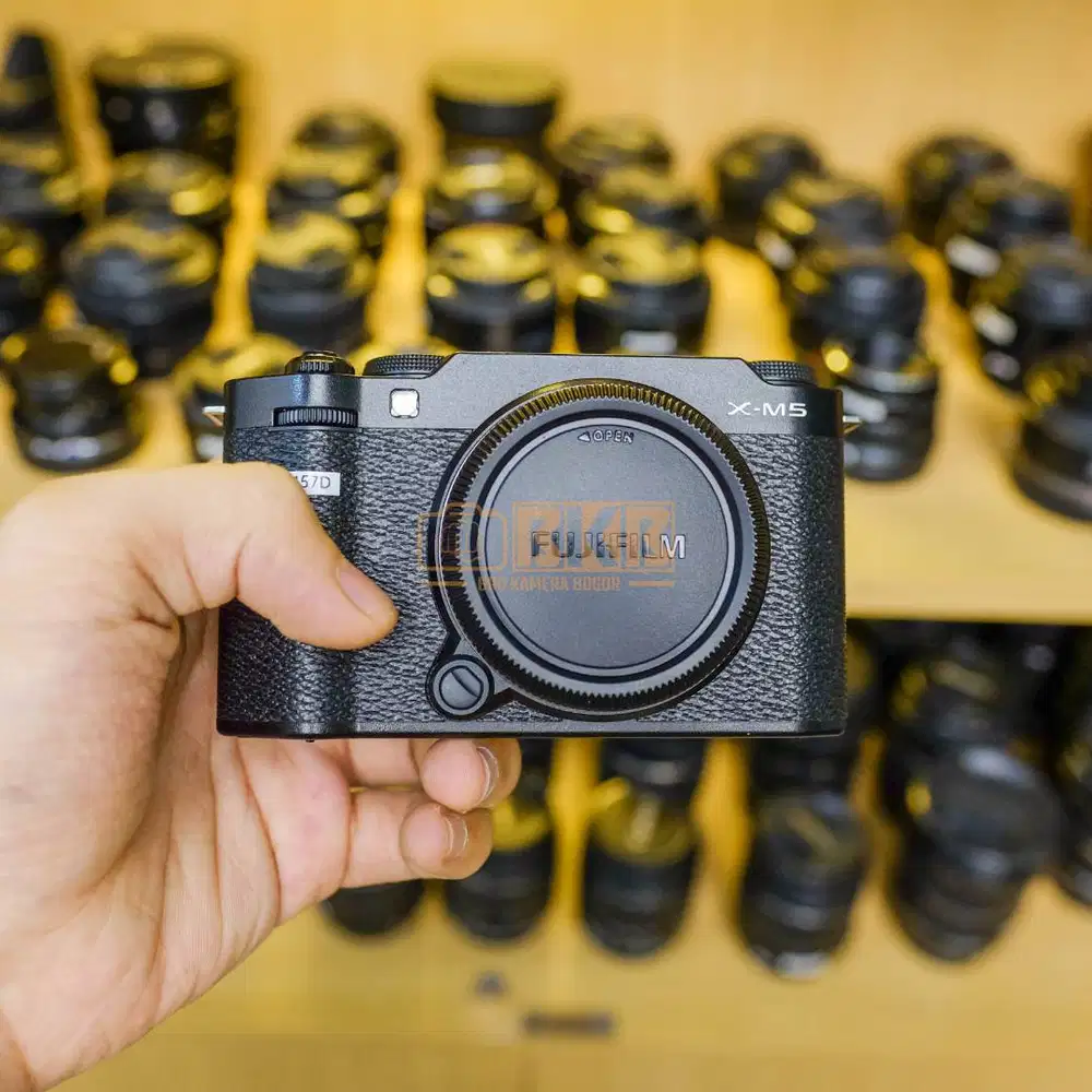 [ Fujifilm XM5 Body Only Fullset Mulus SC 11RB ]