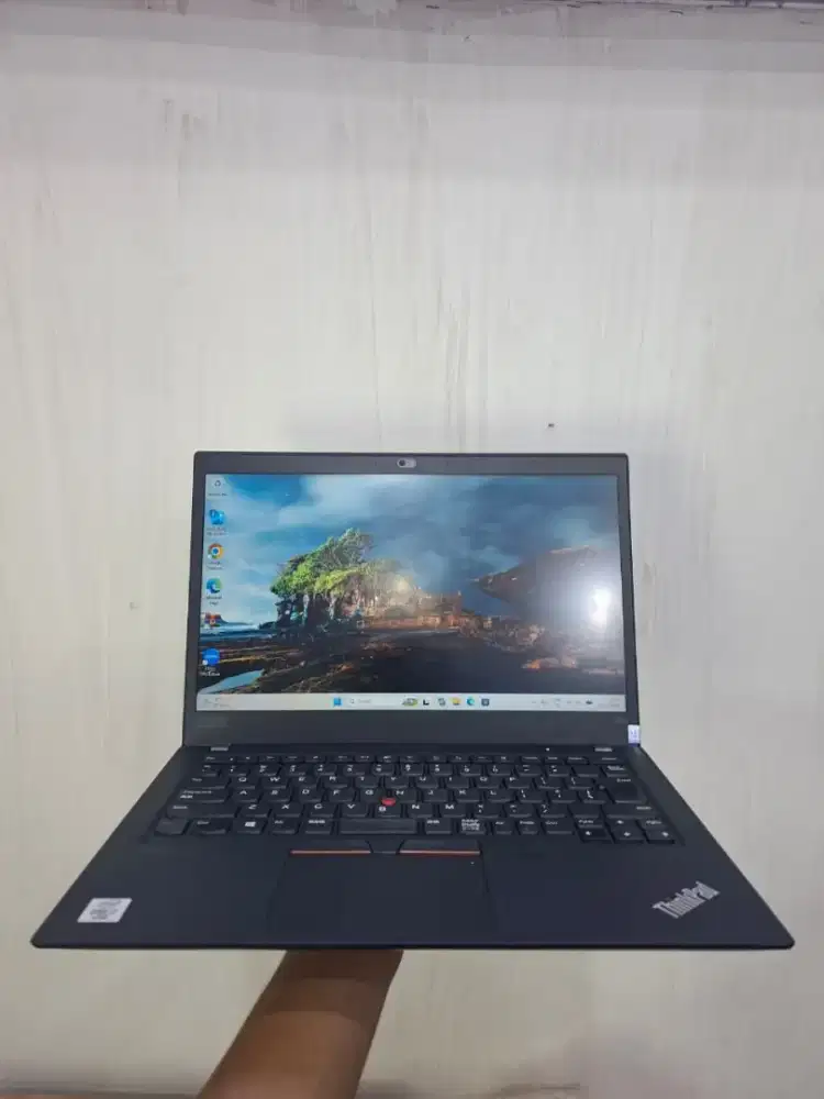 Lenovo THINKPAD T14s Bergaransi 5 Tahun