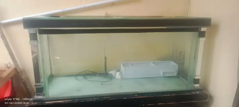 Jual aquarium besar