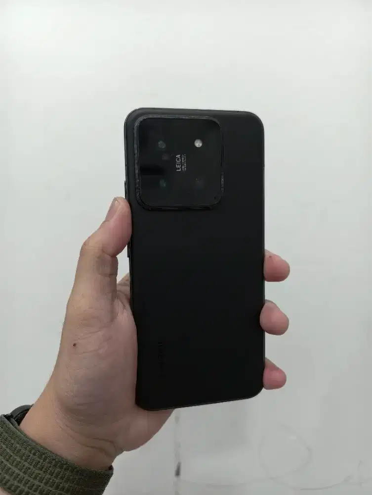 Xiaomi 14 Regular 12/256 mulus no minus