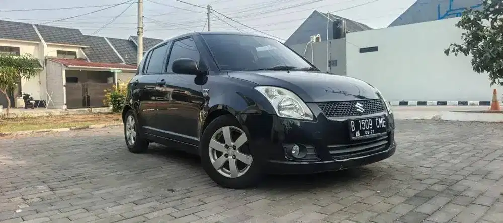 Suzuki Swift ST Matic  2012