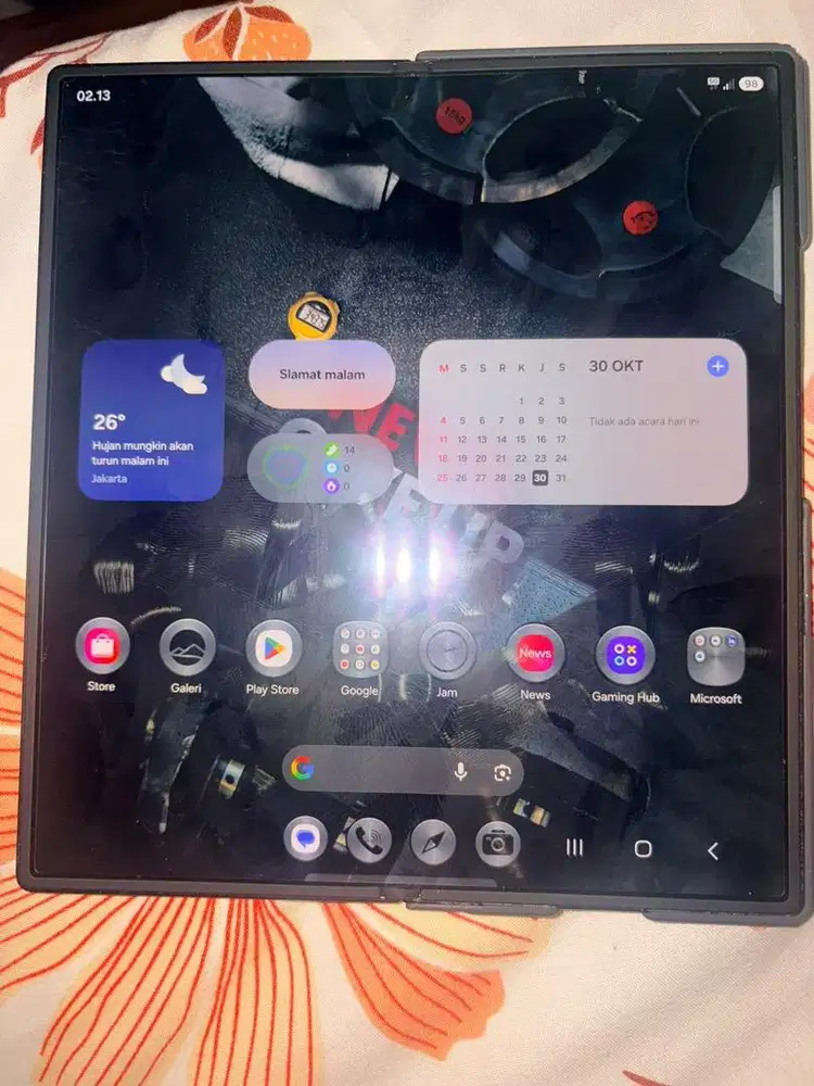 samsung z fold 7 256 GB like new