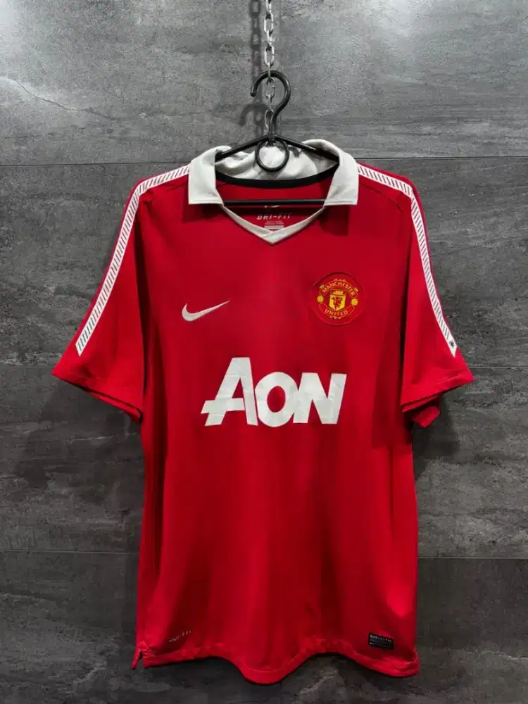 Manchester United 2010-2011 Home football Jersey Nike GIGS  Size M