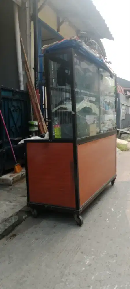 ETALASE BEKAS SIAP LANGSUNG DAGANG