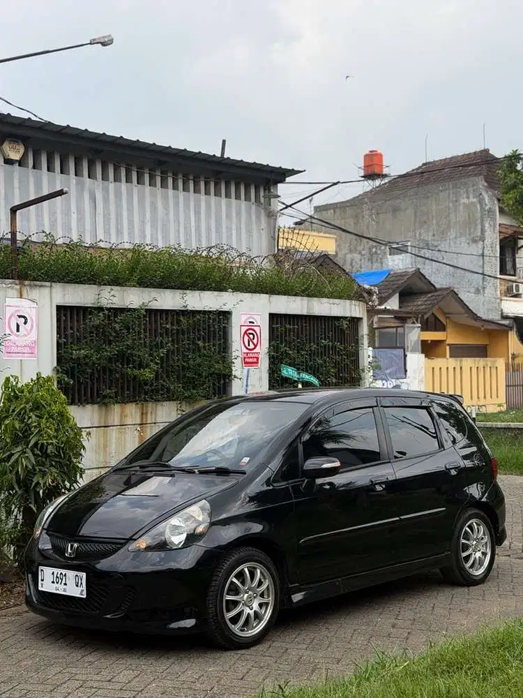 Honda Jazz VTEC MMC Top Grade AT 2006