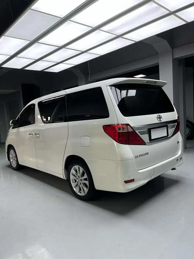 Toyota Alphard 2012 Bensin