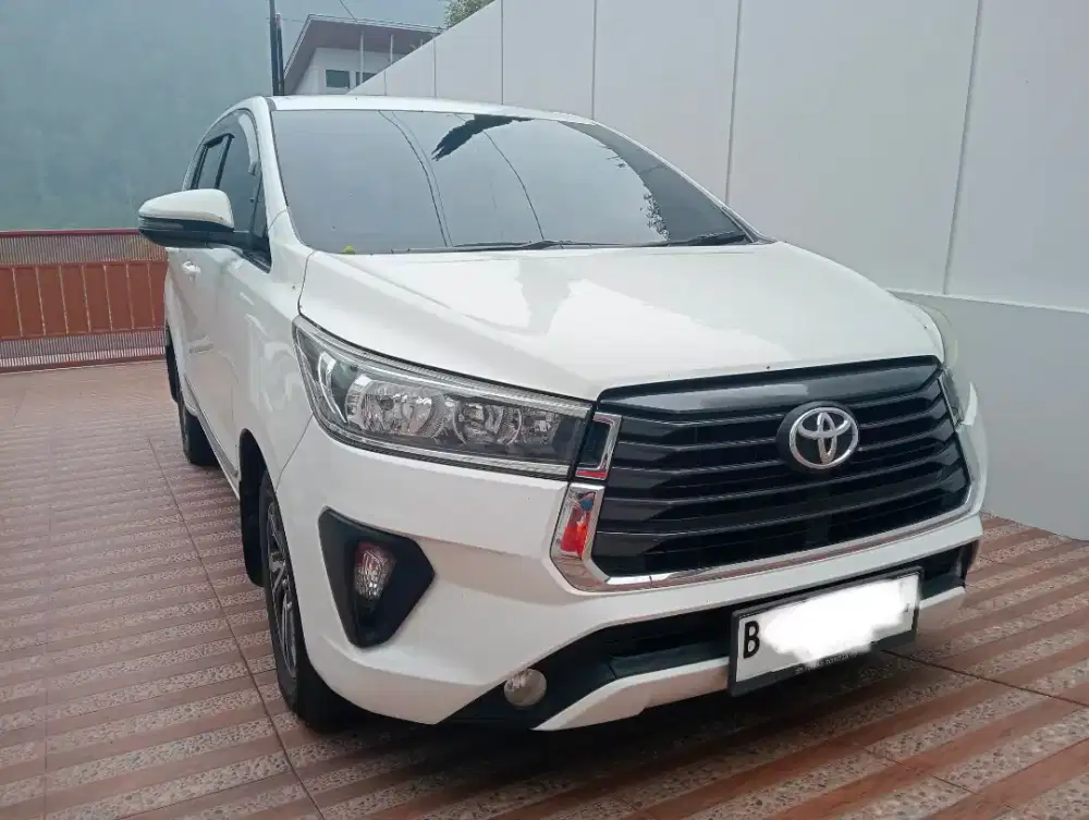 Innova 2021 putih