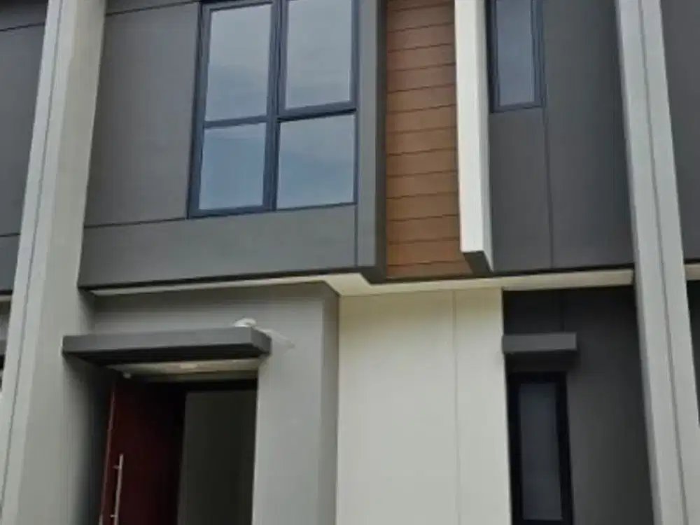 Dijual & Disewakan Rumah Bagus 2 Lantai di Summarecon Crown Gading Bekasi