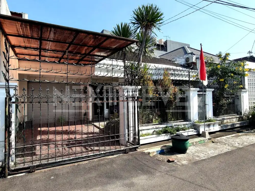 Rumah pusat kota dekat UNIBRAW soehat malang
