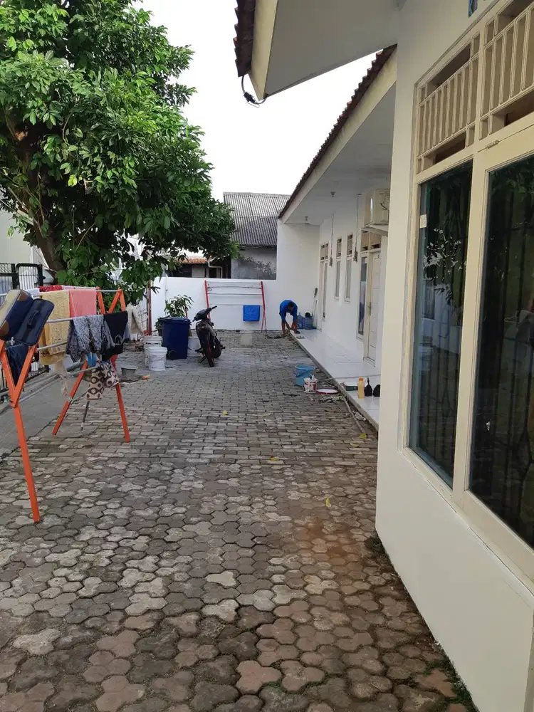 Rumah Kontrakan Exclusive 2 KT Bebas Banjir di Bekasi free parkir mbl