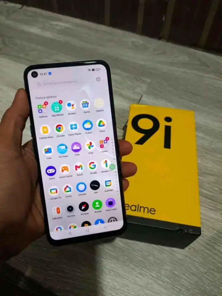 Realme 9i ram 4+4/64 ,nominus kelengkapan hp+box,,kamera db jernih
