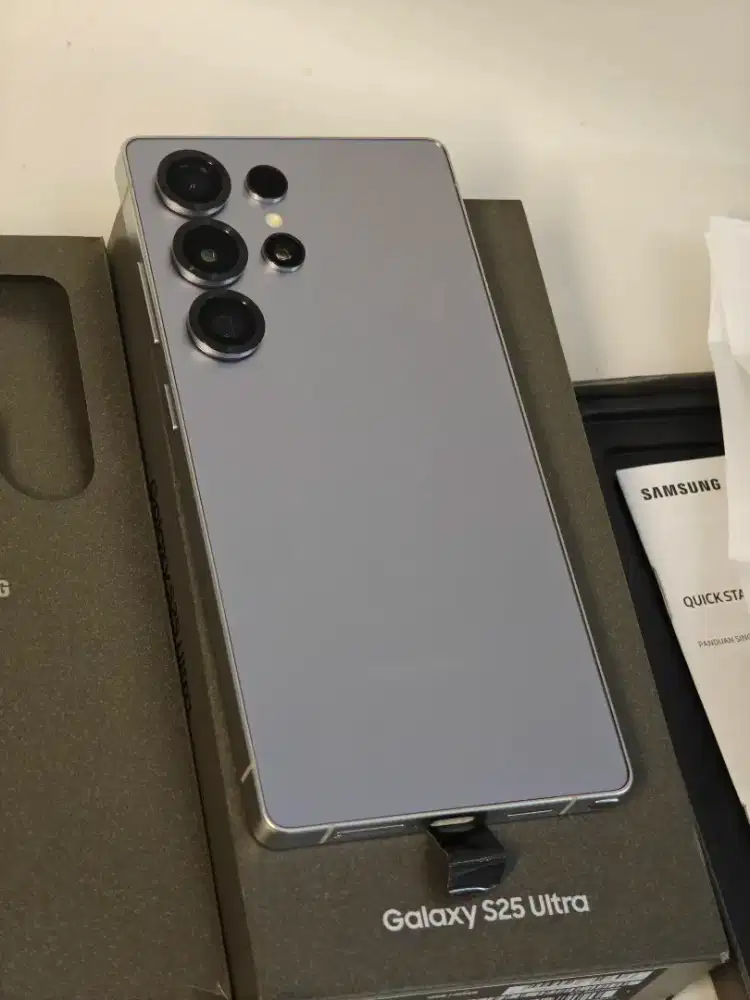 Samsung S25ultra 12/256 second Garansi on Juli 2027 ada nota beli