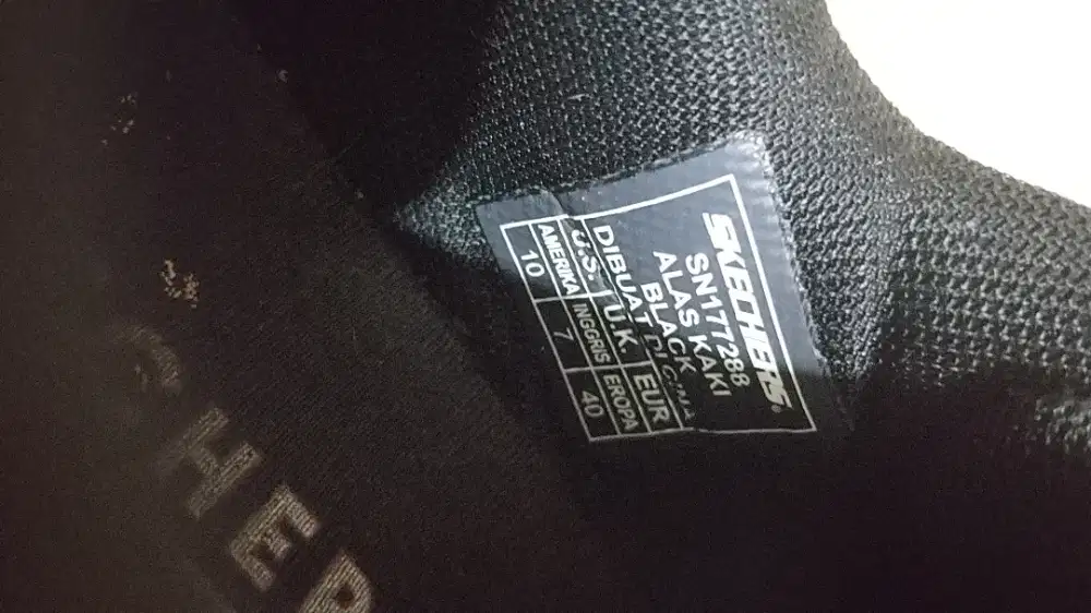 Jual sepatu harian