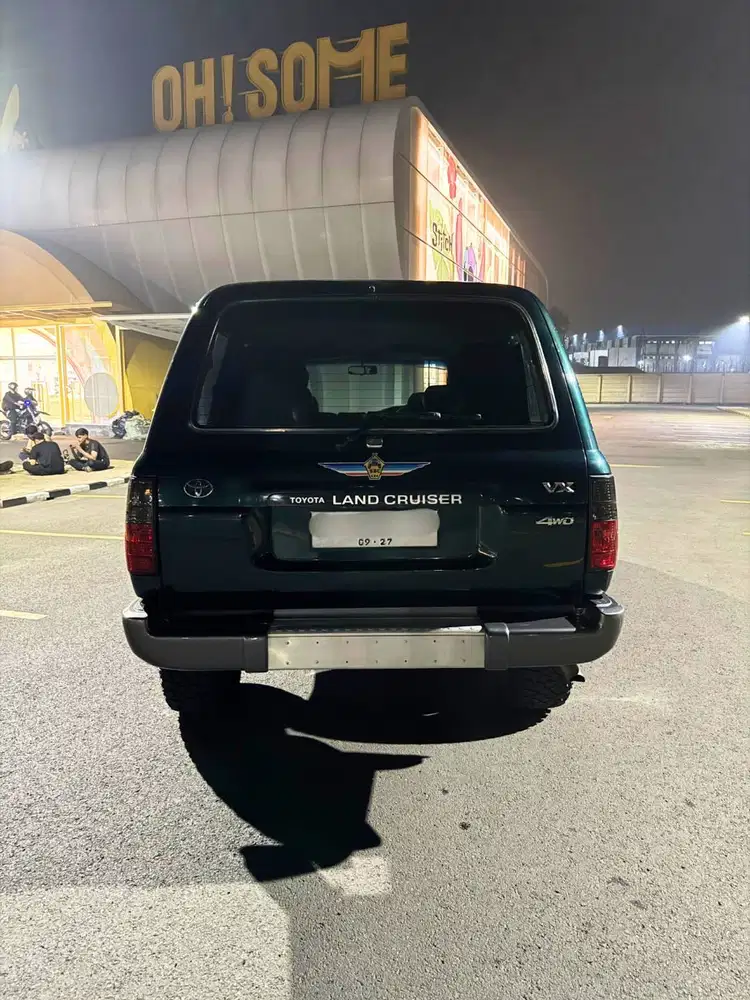 Toyota Land Cruiser VX80 1995 Diesel 4.2 Manual 4x4 — Hijau Tua [RARE]
