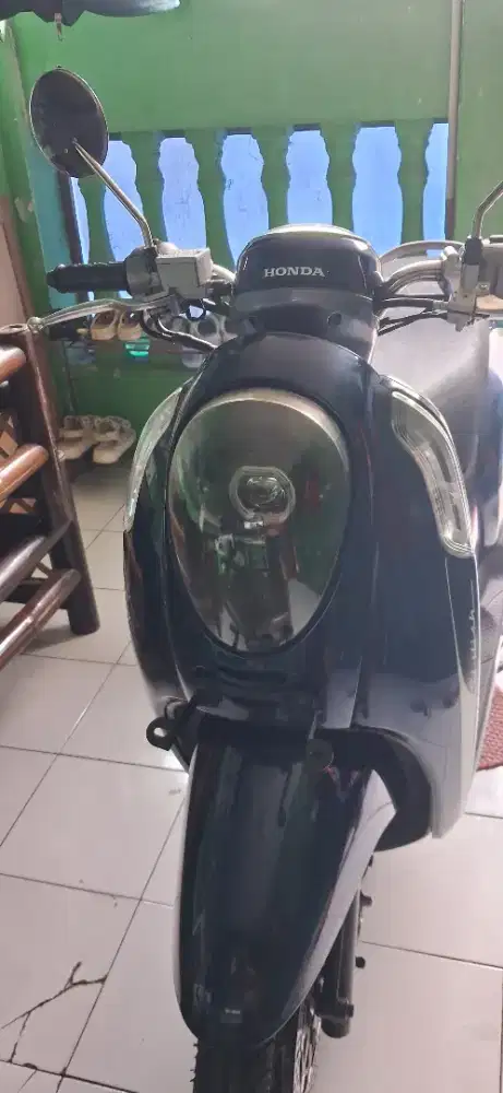 Honda Scoopy 2015