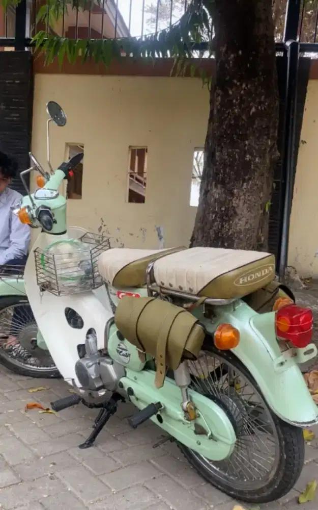 Motor Honda C70 (basic 86) surat lengkap