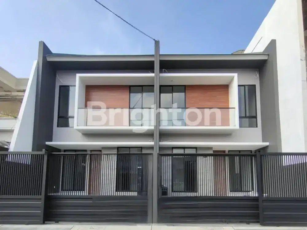 Dijual Rumah Di Baruk, Lokasi Favorite, On Progess, Row 3 Mobil, Dekat Merr