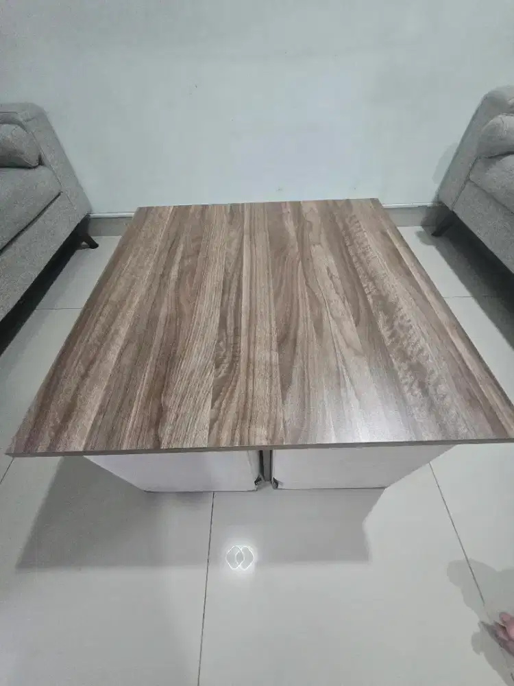Maximo Coffee Table dgn 4 kursi