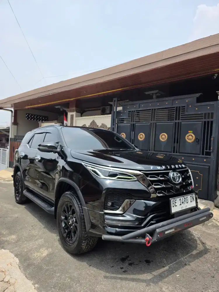 Fortuner Gr 2.8 metic th 2023 km low
