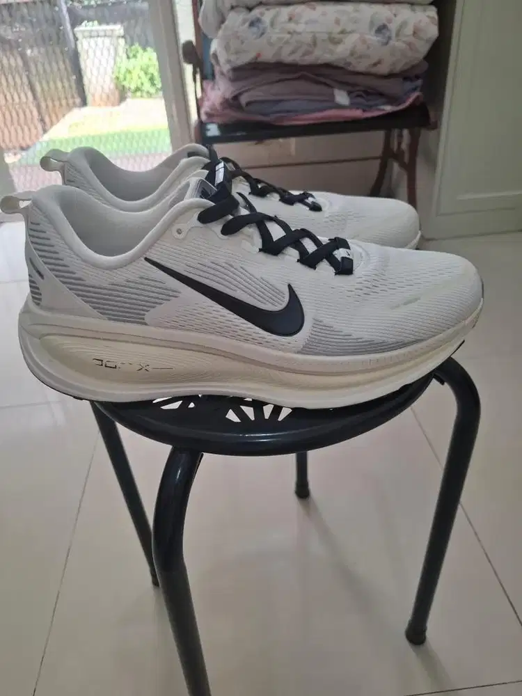Nike Vomero Runner White
