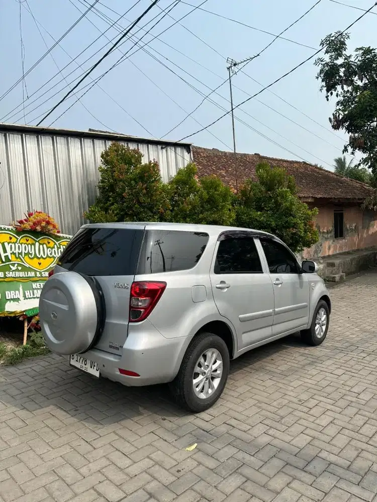Terios 2010 at jual cepat