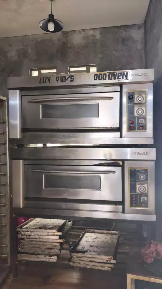 oven 2 deck otomatis 4 loyang second .terawat baik mantab