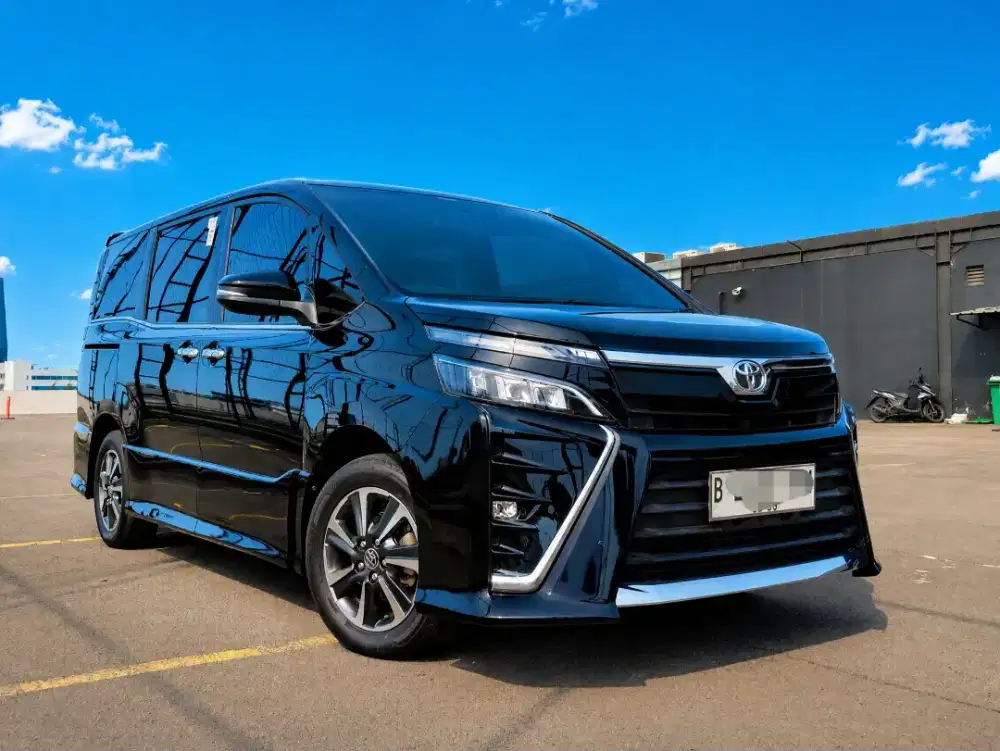 TOYOTA VOXY 2.0 2020 PAKAI 2021