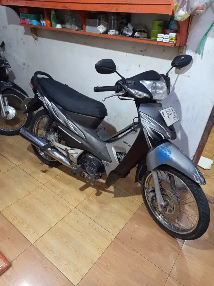 Fit X tangan pertama