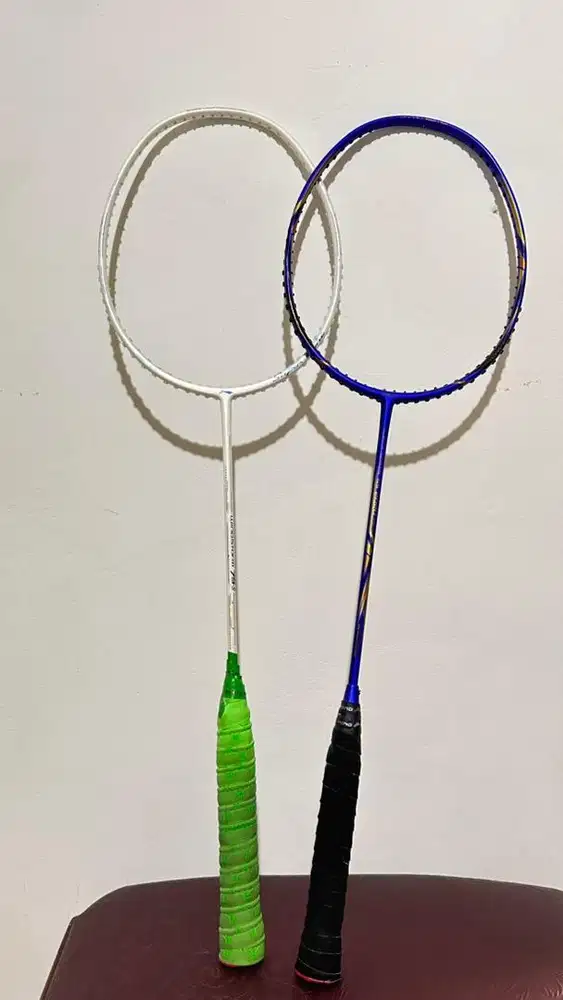 Raket badminton Lining