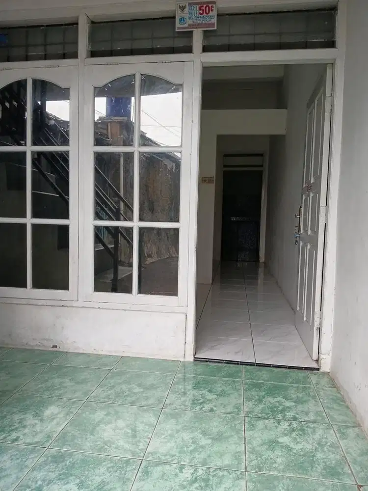kontrakan kosong