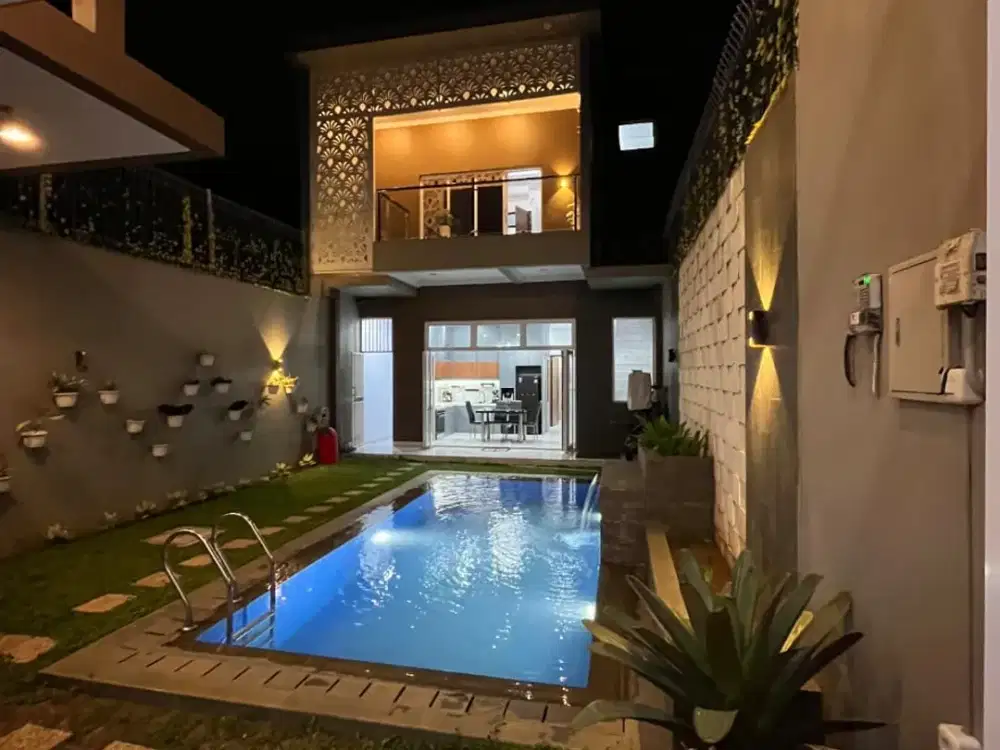 MEWAH MURAH di Setiabudi Setiabudhi Bandung Utara Rumah dengan KOLAM RENANG dijual
