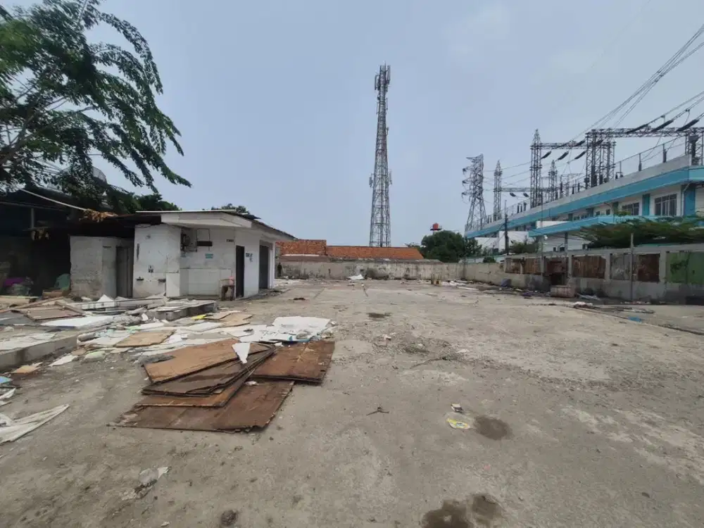 Disewakan lahan komersil ex bengkel mobil di Cikunir, Jakamulya, Bekasi Selatan