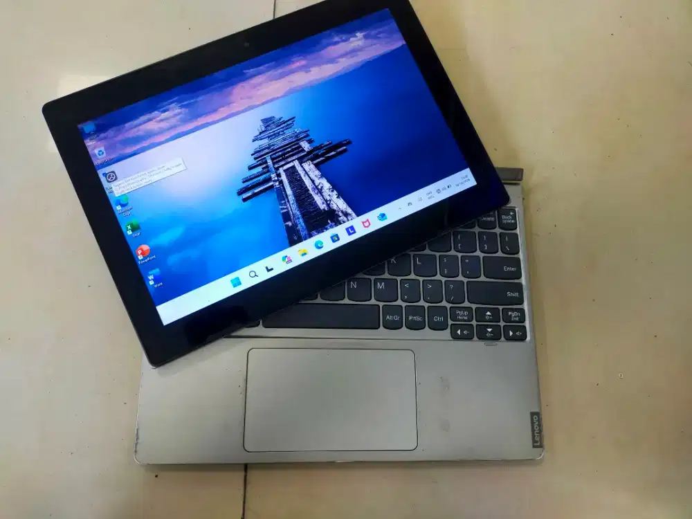 Dijual Lenovo 2-in-1 D330 Ram 8GB MMC 256GB Win 11 Layar sentuh