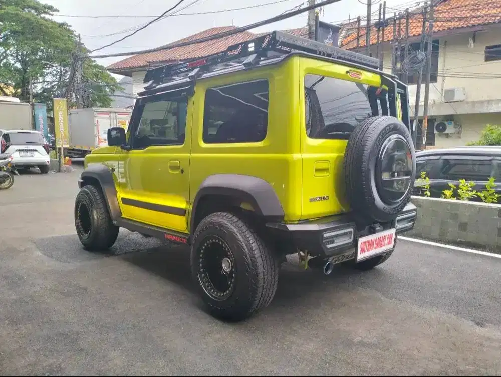 Suzuki Jimny JB74 2021 – Like New, Low KM 8 Ribuan, Full Modifikasi