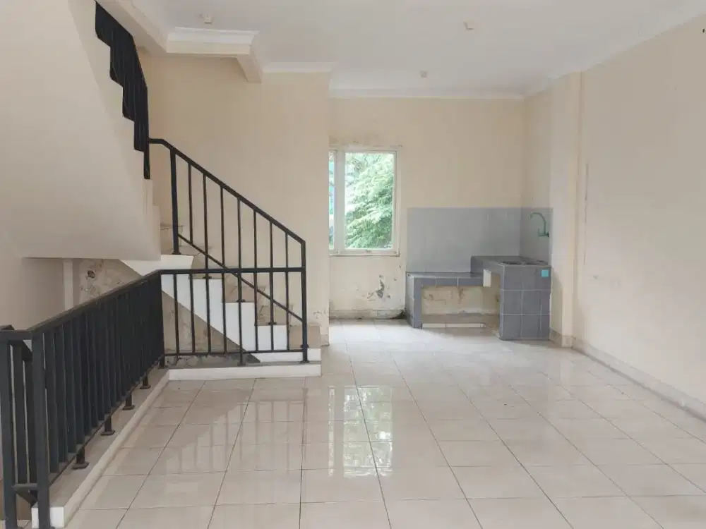 Di sewakan ruko siap huni 5x18 symphoni 3 lantai di harapan indah bekasi barat