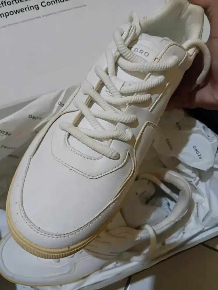 Sepatu pedro ori ukuran 40