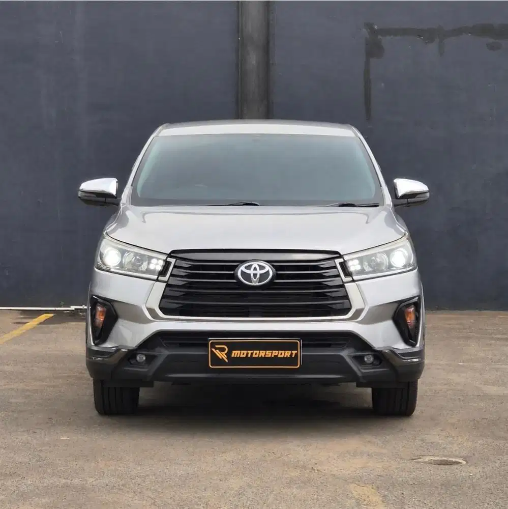 Toyota Innova Venturer Diesel 2021 low km