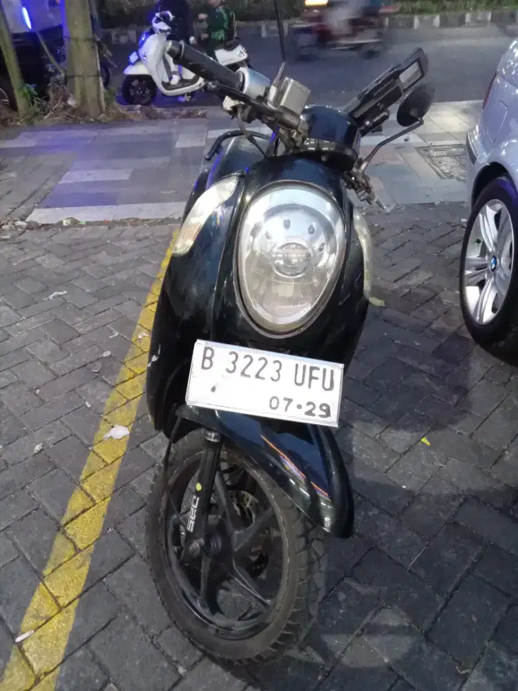Honda scoopy 2014