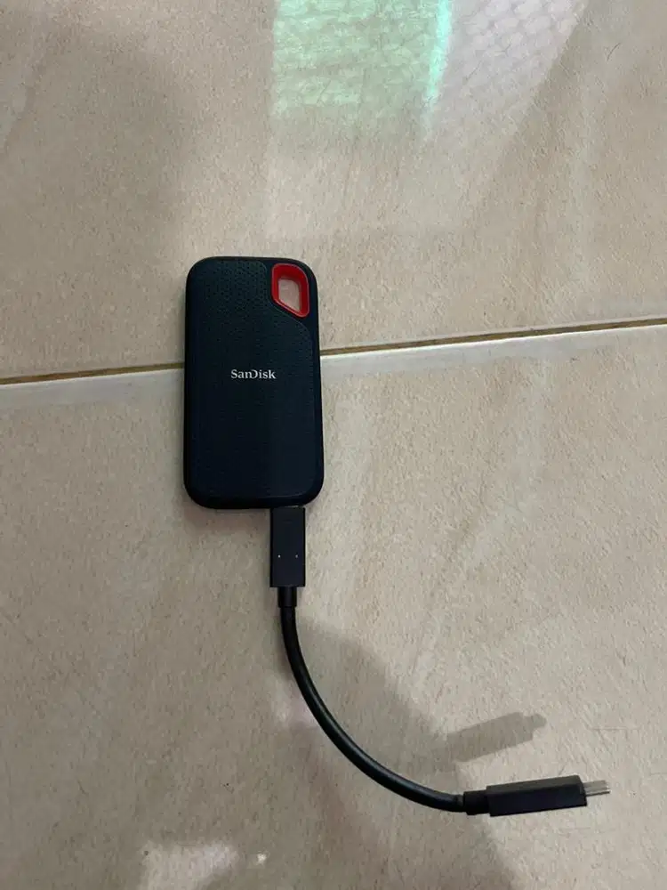 SSD dan HDD external 2tb