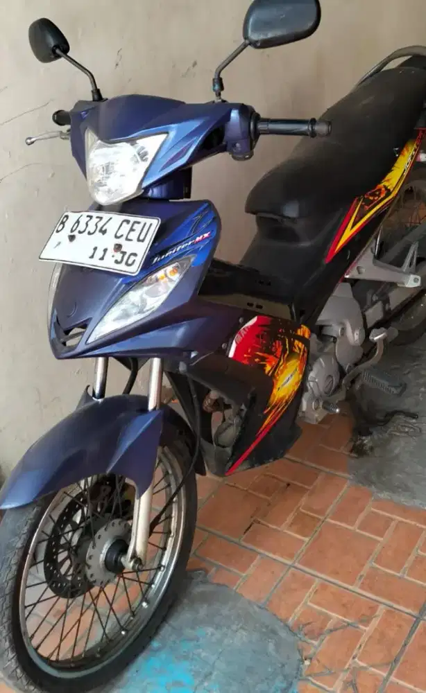 Jupiter MX murah 4jt tidaknego,mesin djamin halus,pemakaian istri