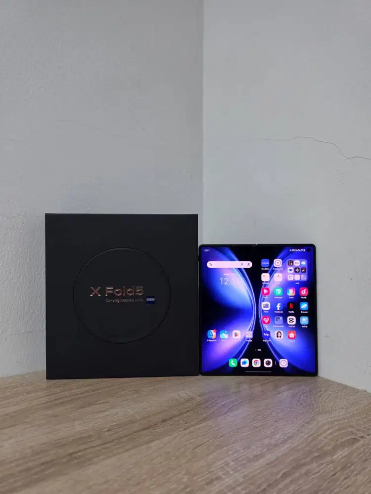 Vivo X Fold5 16/512 Gray Ex Resmi Fullset Perfect 16GB 512GB Fold 5