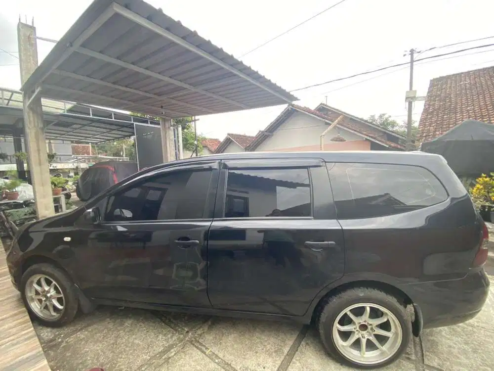 Nissan Grand livina 2007 Bensin