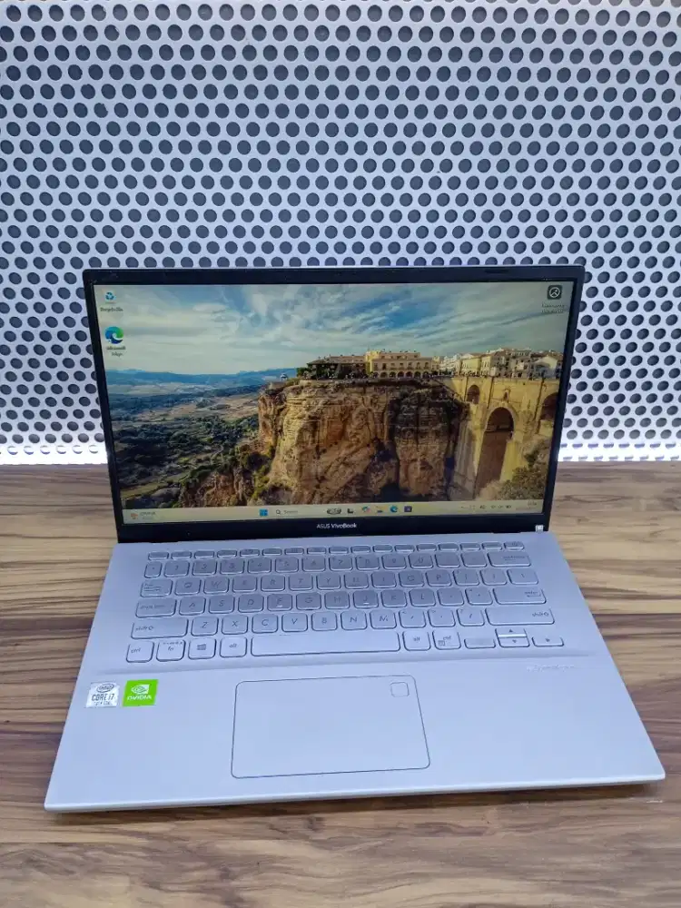 Bismillah Asus Vivobook X412FL intel Ci7-10510U Ram8GB SSD256GB Slim