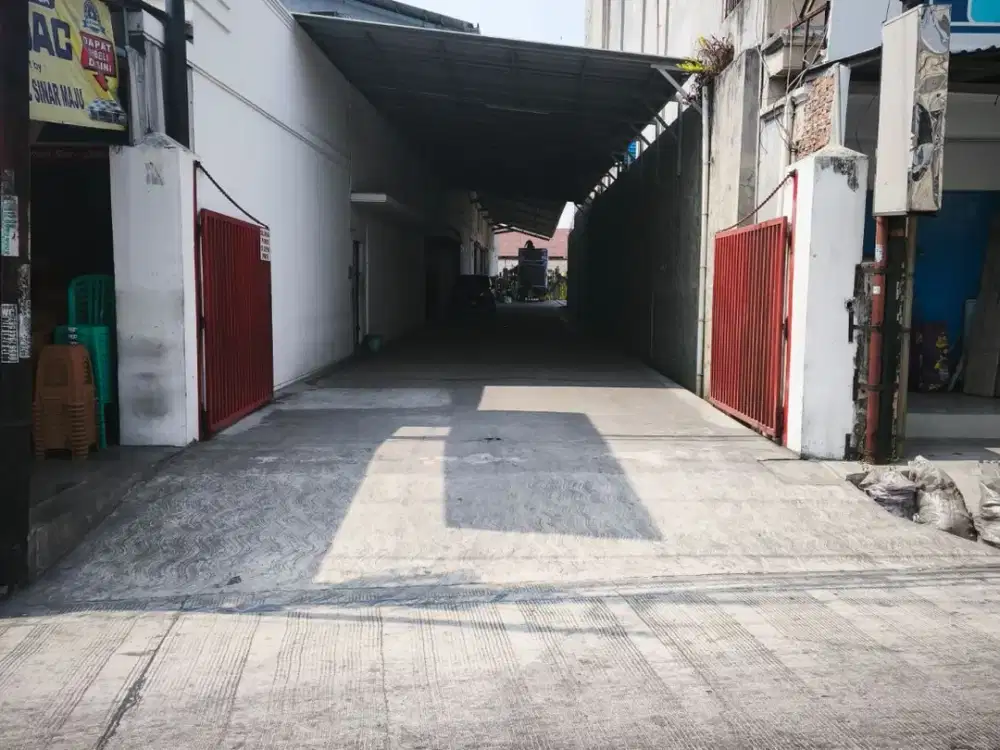 Dijual Tanah Strategis 3.000m² Belakang Toko Sinar Sari Rengasdengklok Karawang, SHM