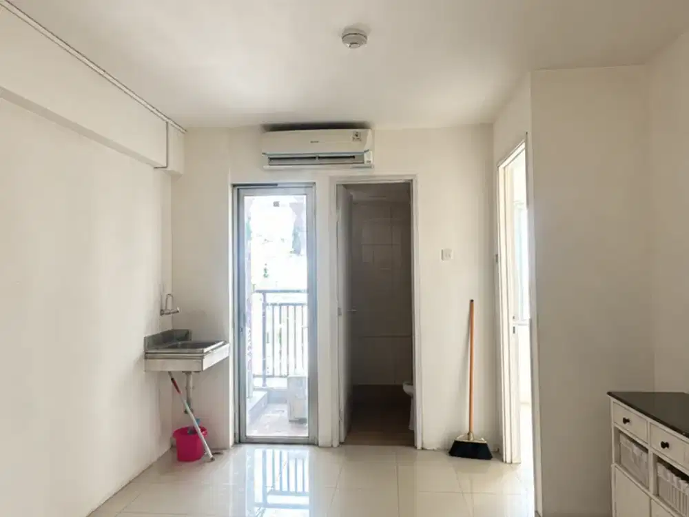 Disewakan Apartemen Bassura City Kosongan 2BR Posisi Hoek