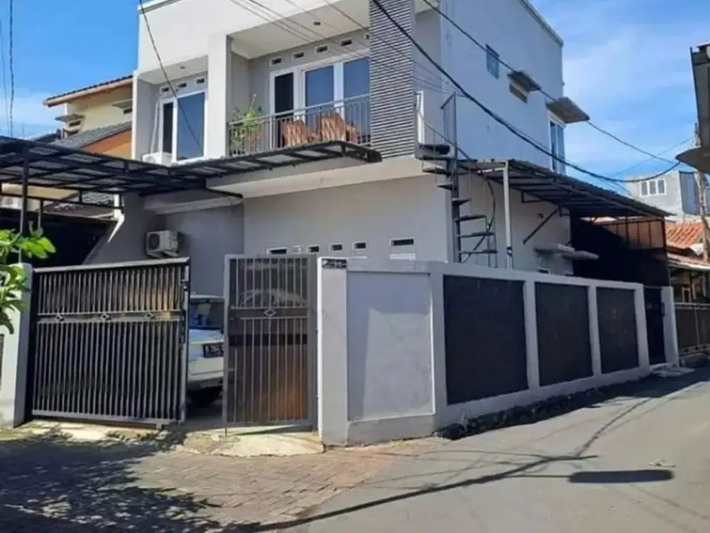 Dijual cepat rumah 2 lantai Lenteng Agung Jakarta Selatan